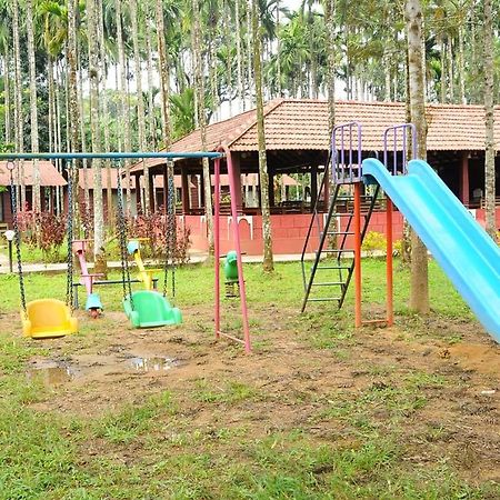 La Flora Prakruth Resort Coorg Madikeri Exteriör bild