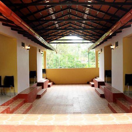 La Flora Prakruth Resort Coorg Madikeri Exteriör bild