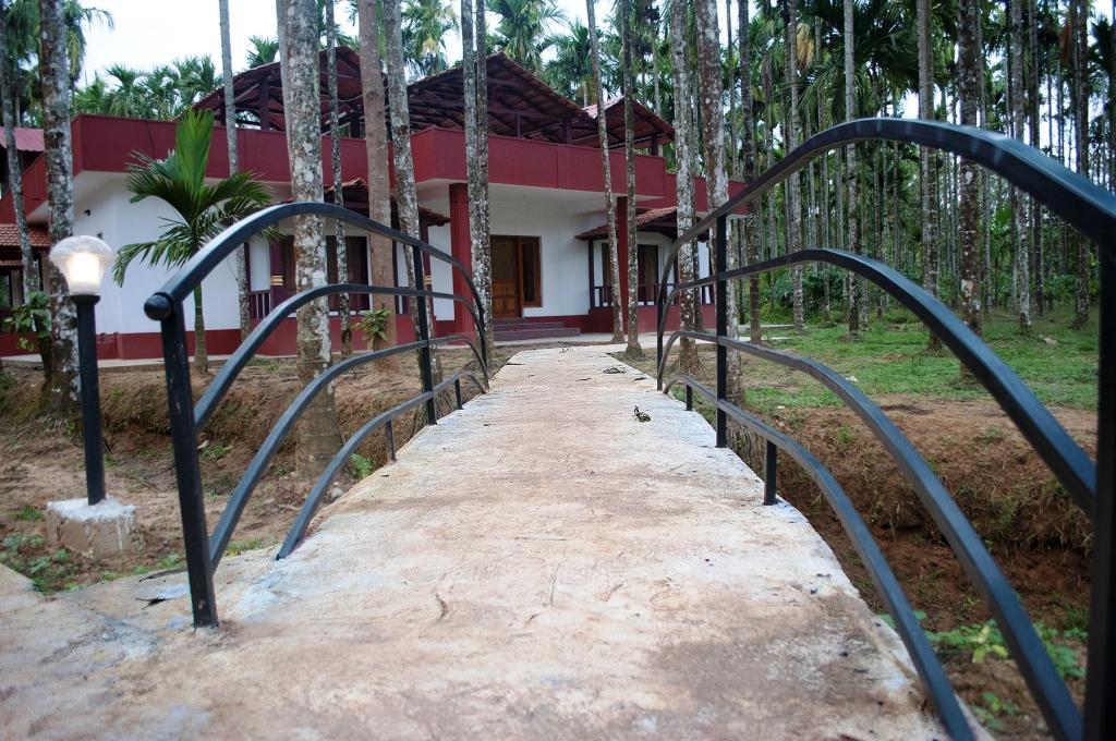 La Flora Prakruth Resort Coorg Madikeri Exteriör bild