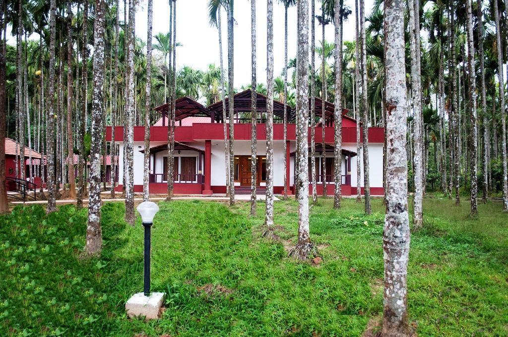 La Flora Prakruth Resort Coorg Madikeri Exteriör bild