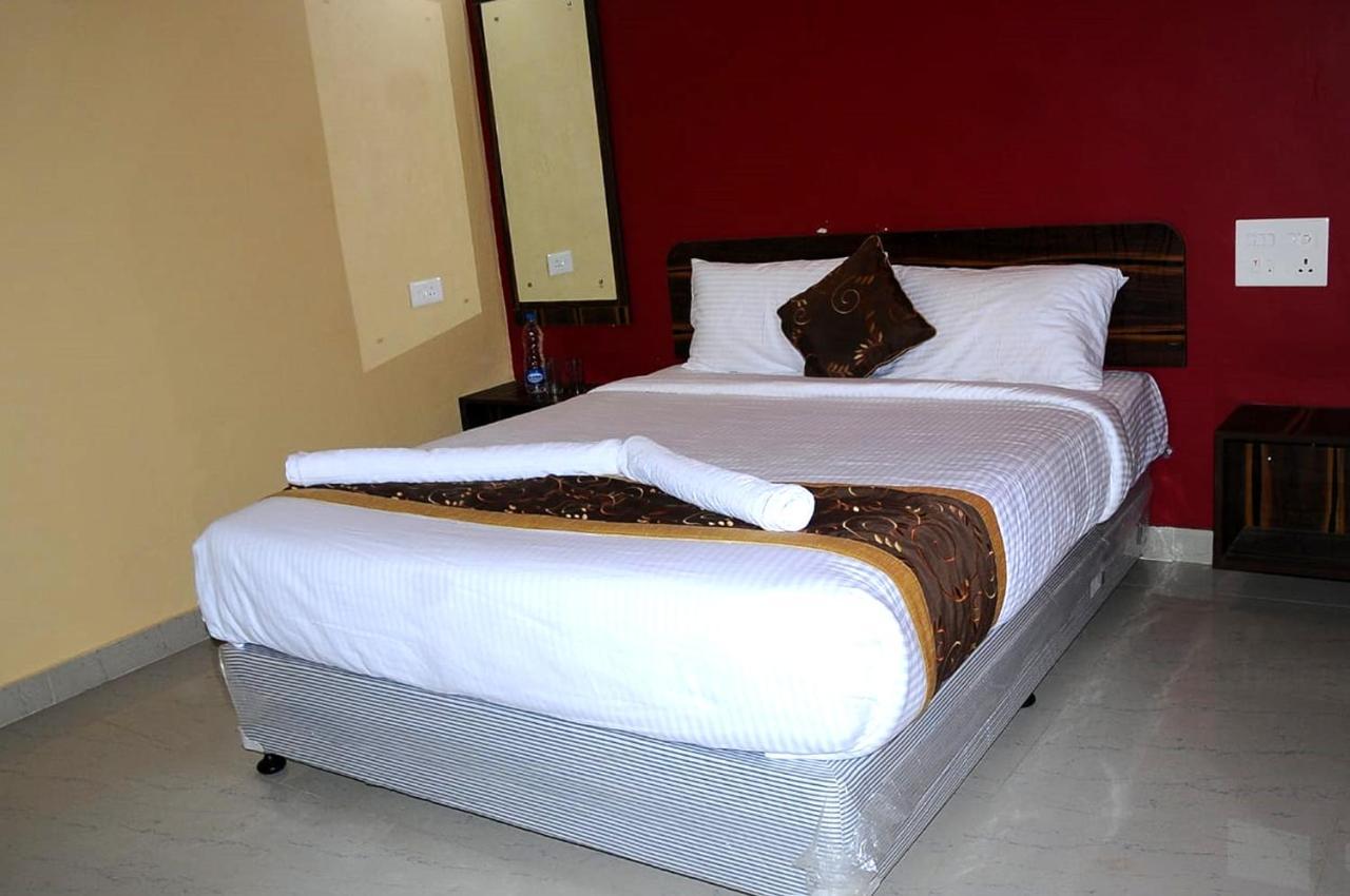 La Flora Prakruth Resort Coorg Madikeri Exteriör bild